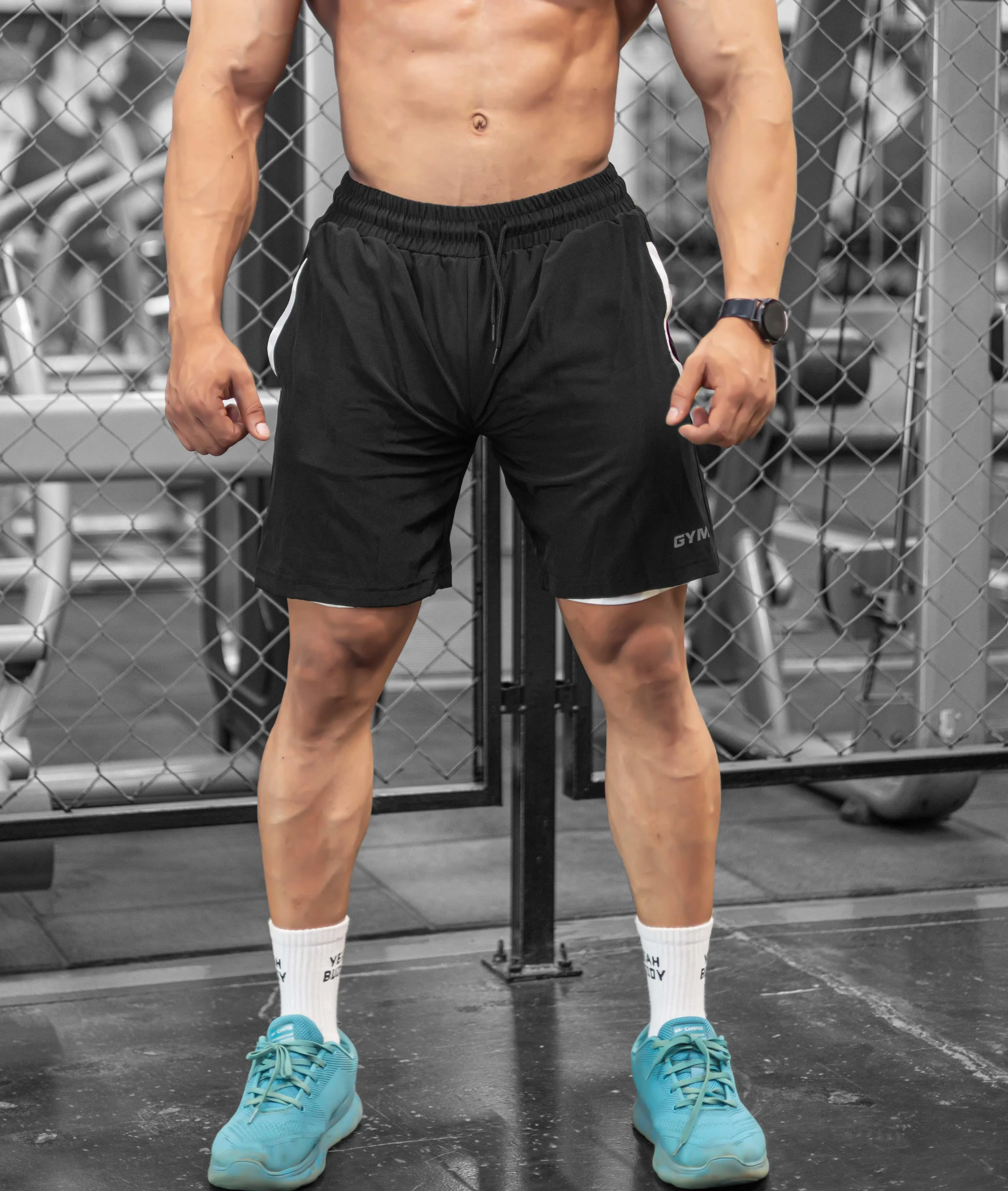 2-in-1 Compression Shorts with phone pocket: Snow Camo