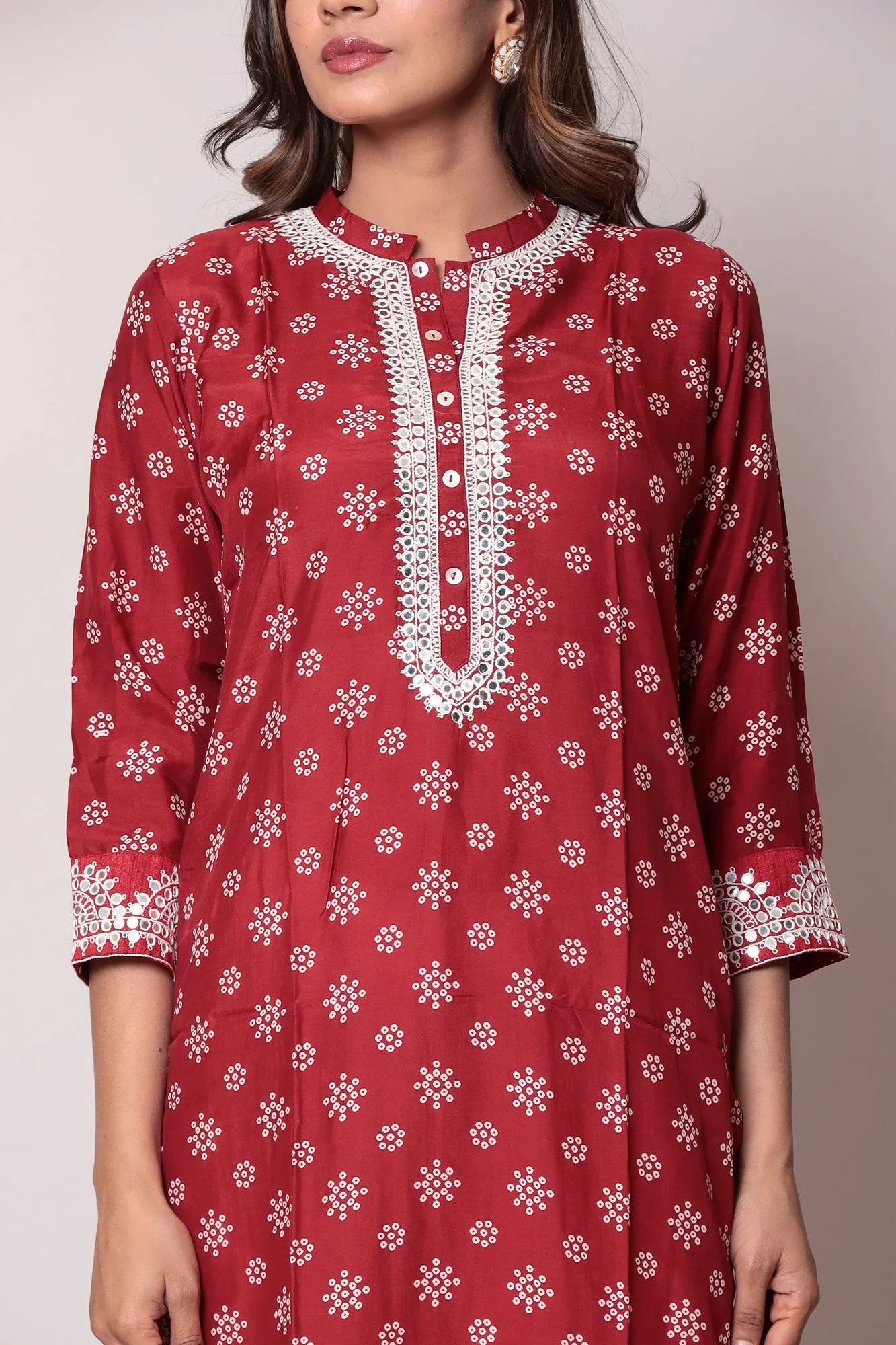 Bandhej Chanderi Straight Kurta with Thread work.