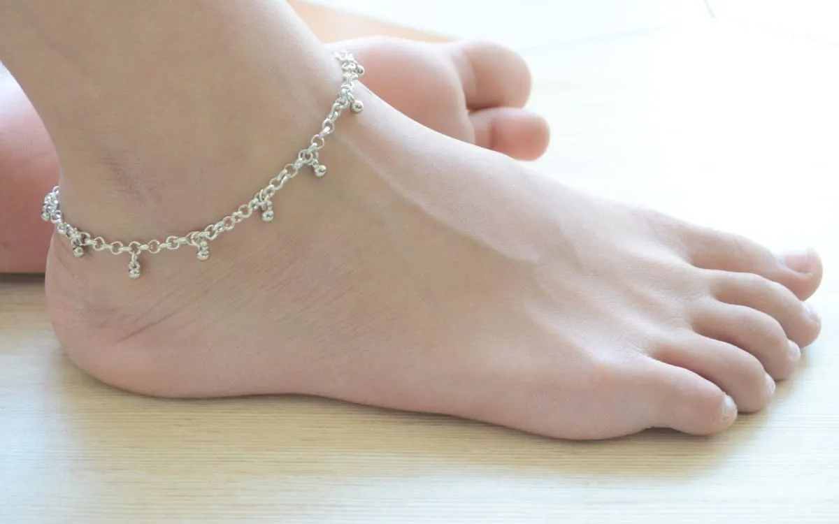 Dainty Beaded Beach Silver Anklet Bracelet for women, simple boho ankle jewelry, Indian payal