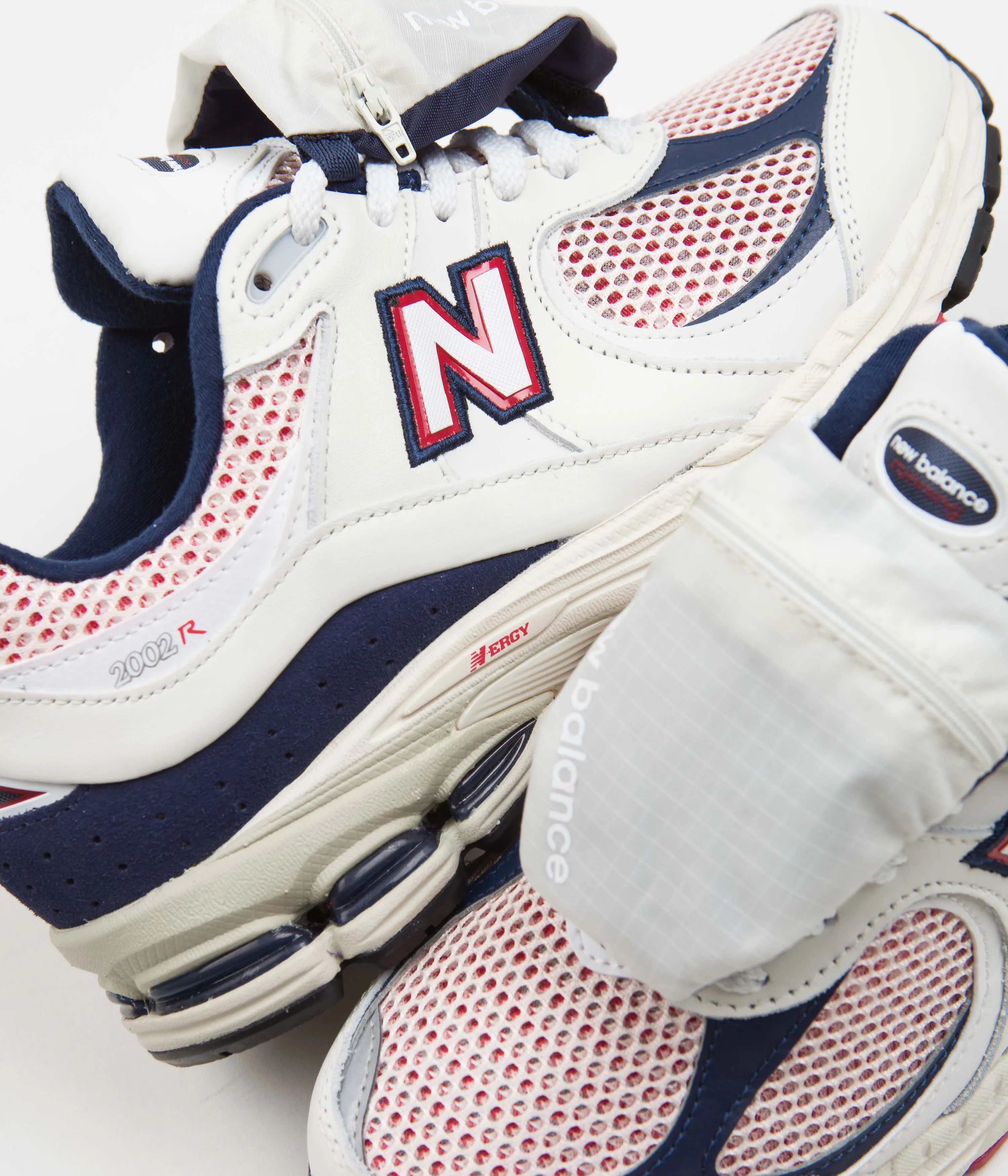 New Balance 2002R Shoes - Sea Salt / Red / Blue